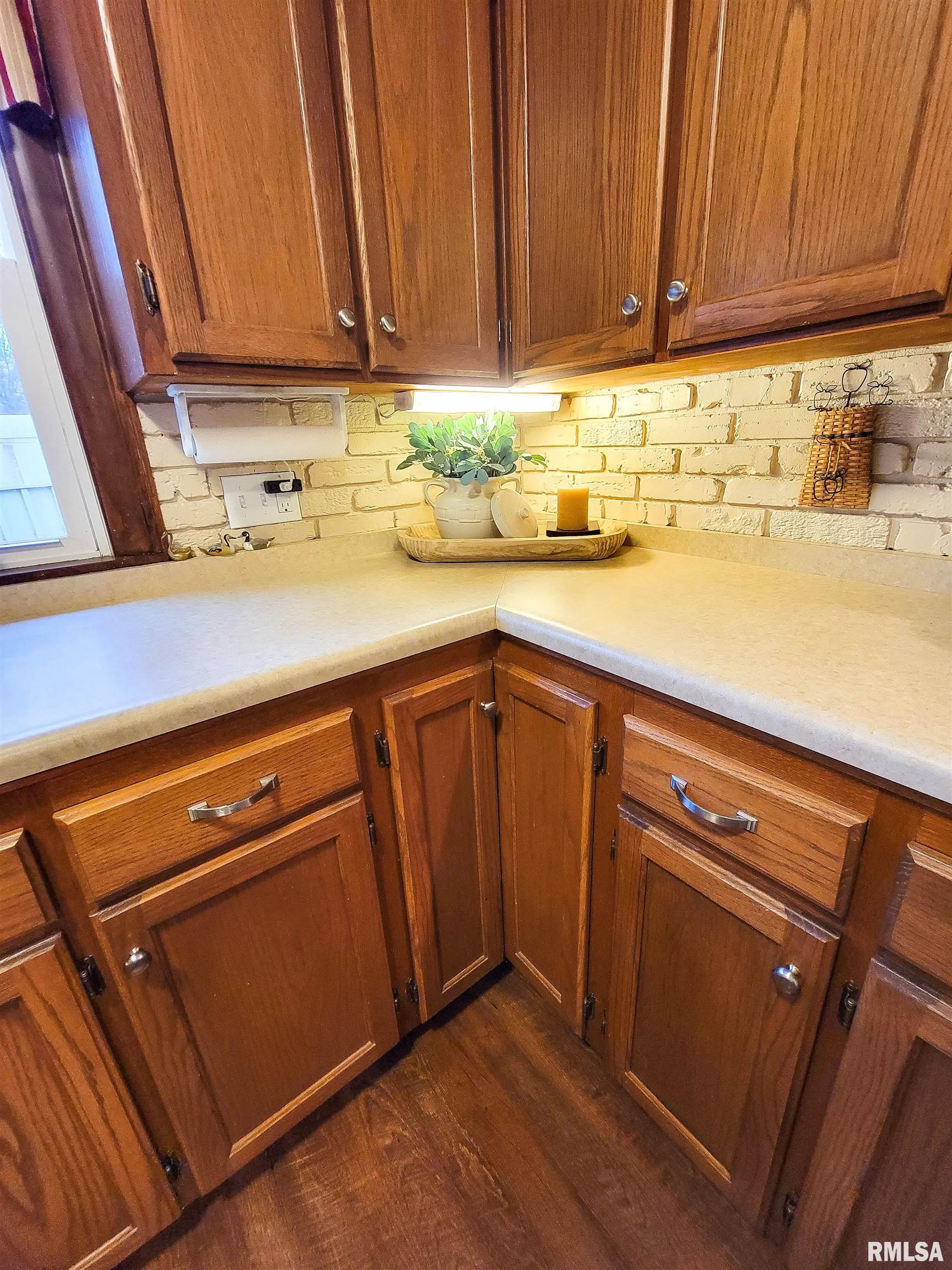 619 North Olive Road Flora, IL 62839 - Photo 22 of 78 Gallery Image 22