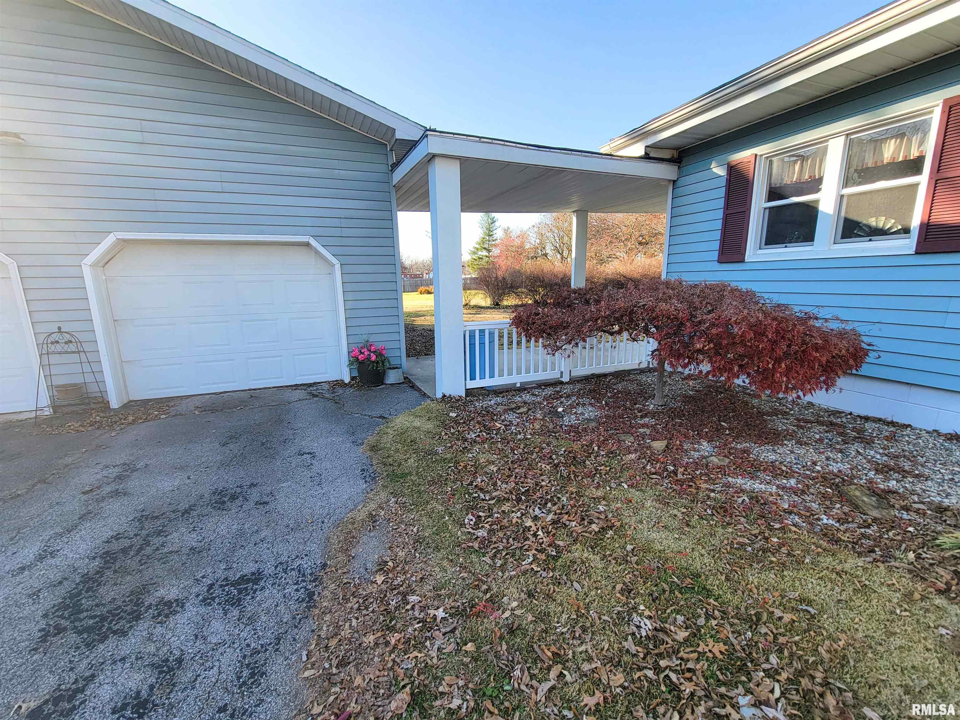 619 North Olive Road Flora, IL 62839 - Photo 37 of 78 Gallery Image 37