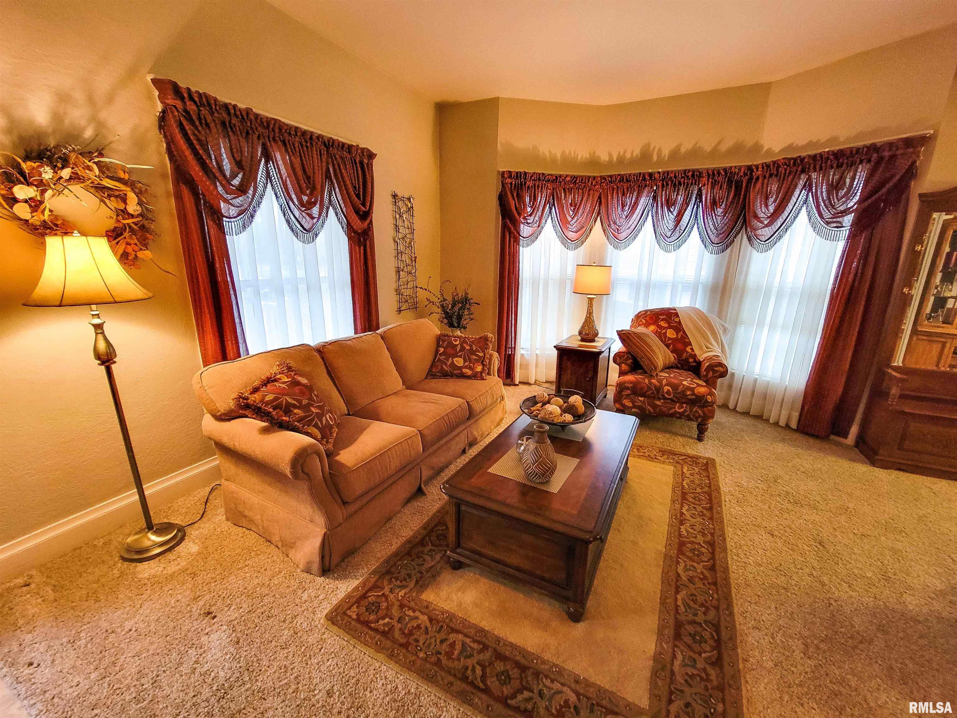 619 North Olive Road Flora, IL 62839 - Photo 9 of 78 Gallery Image 9