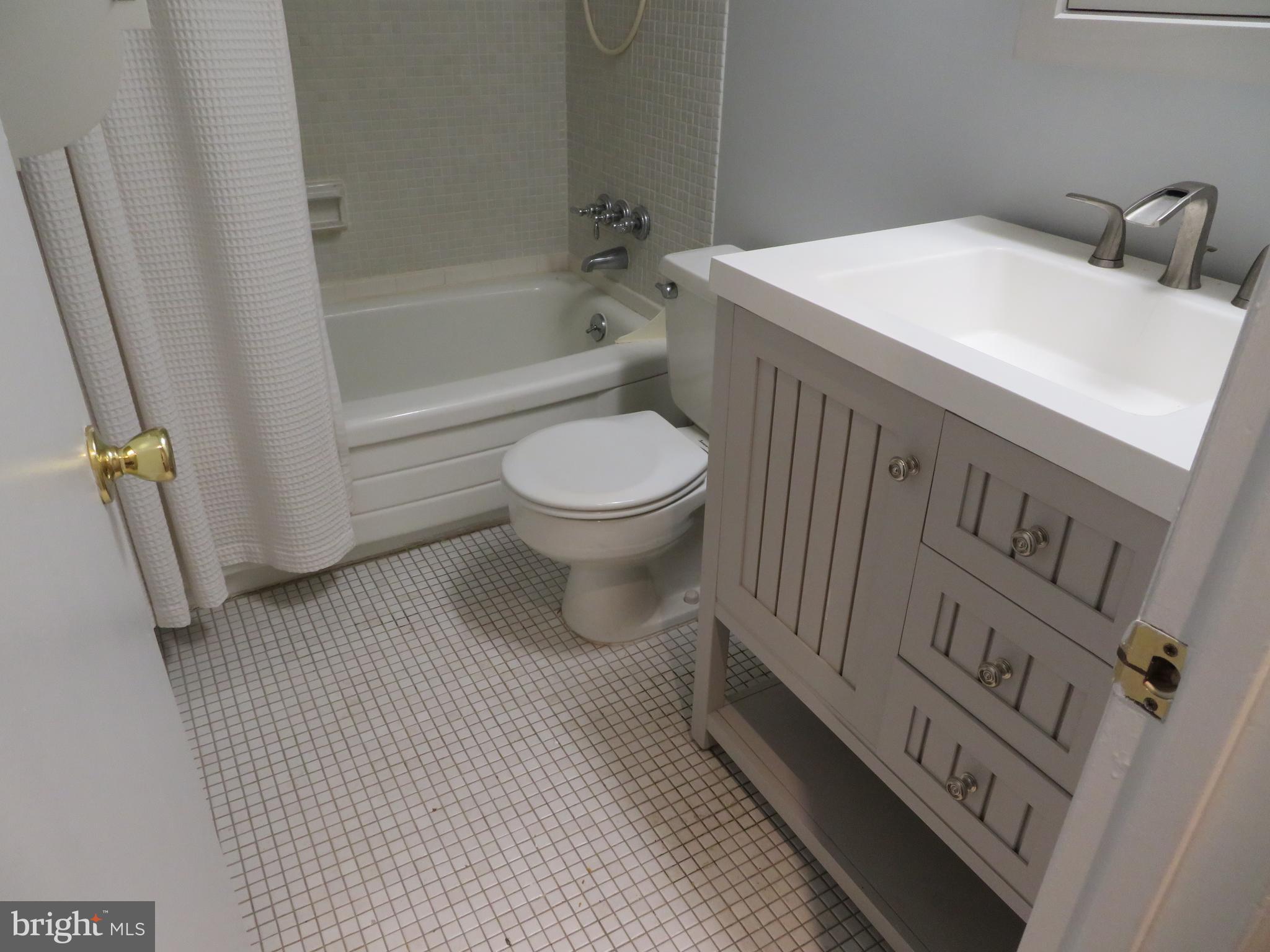 12 Cross Keys Road, Unit 12F Baltimore, MD 21210 - Photo 21 of 42