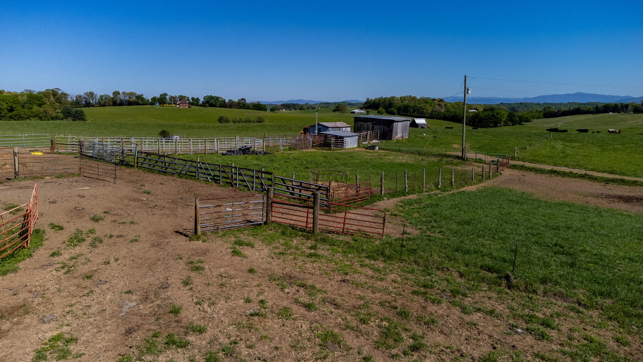 3030 Falcon Road White Pine, TN 37890 - Photo 37 of 44 Gallery Image 37