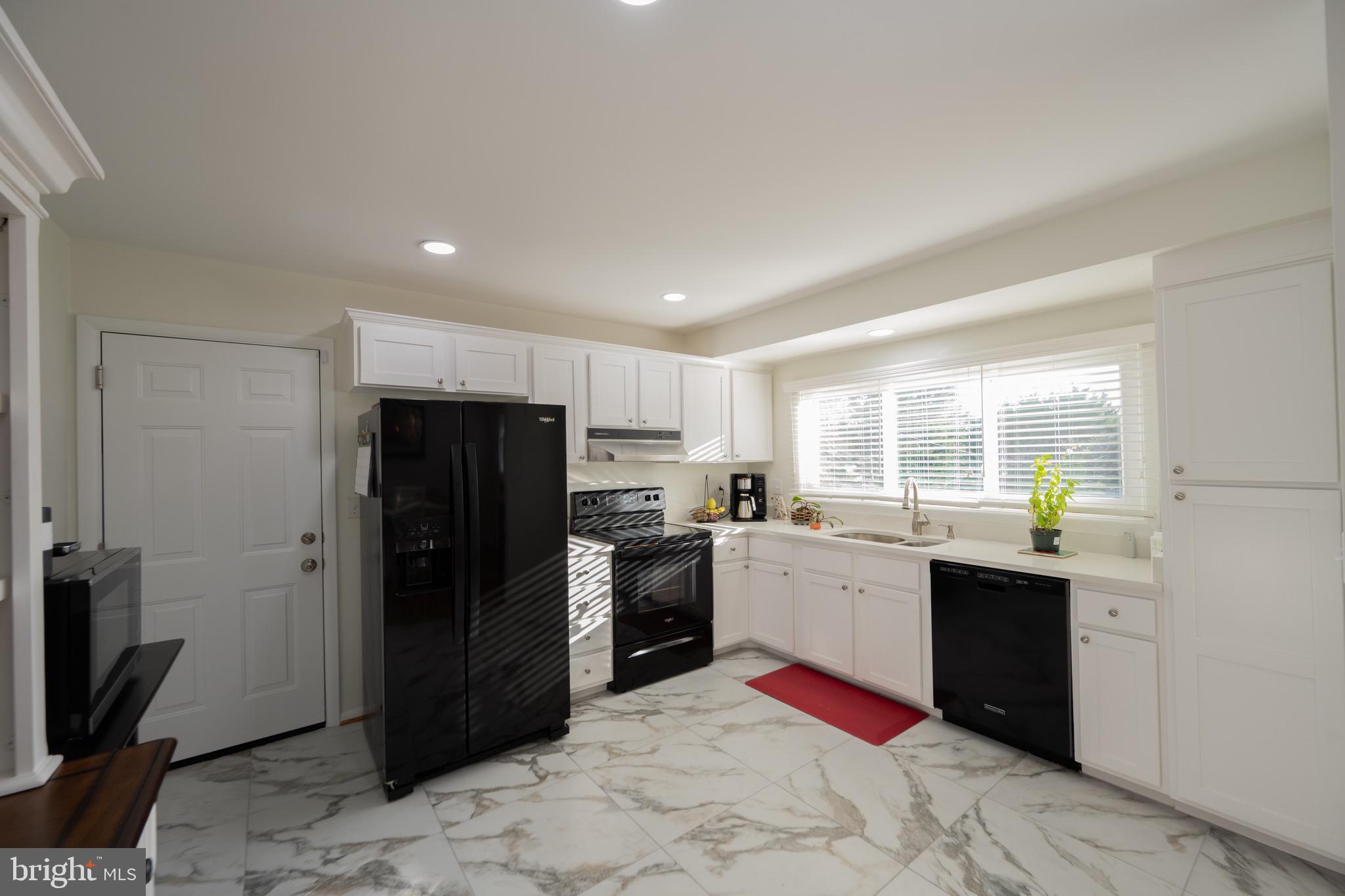 10513 Gorman Road Laurel, MD 20723 - Photo 8 of 36 Kitchen