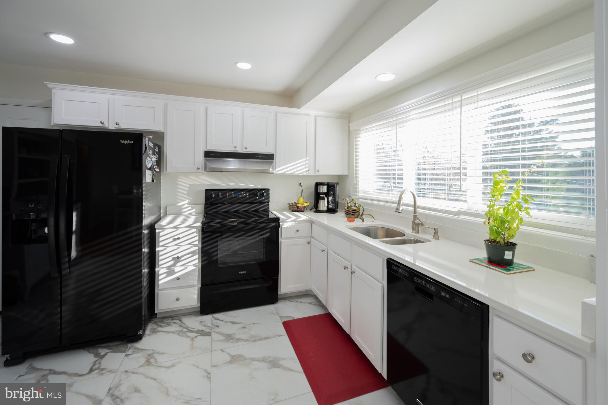 10513 Gorman Road Laurel, MD 20723 - Photo 10 of 36 Kitchen