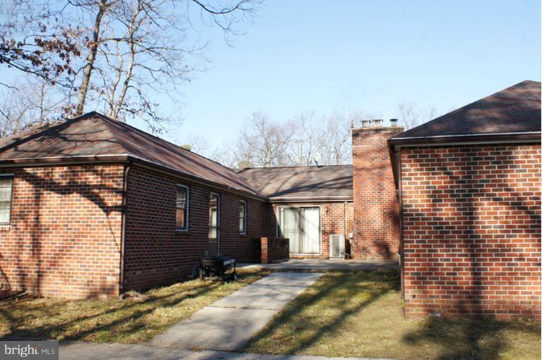 1237 Sleepy Hollow Road Severn, MD 21144 - Photo 20 of 24 Exterior (Rear)