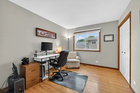 $485,000 | 1016 South Haddow Avenue, Arlington Heights, IL 60005