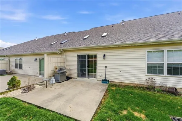 $375,000 | 1804 Benson Boulevard, Oakdale, PA 15071