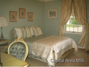 2524 Woodfield Road Springfield, IL 62711 - Photo 16 of 23