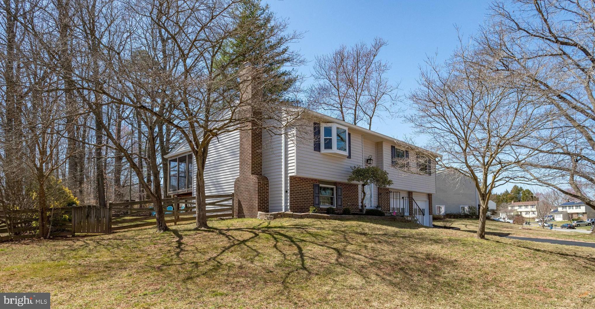 9511 Scorpio Lane Burke, VA 22015 - Photo 3 of 47