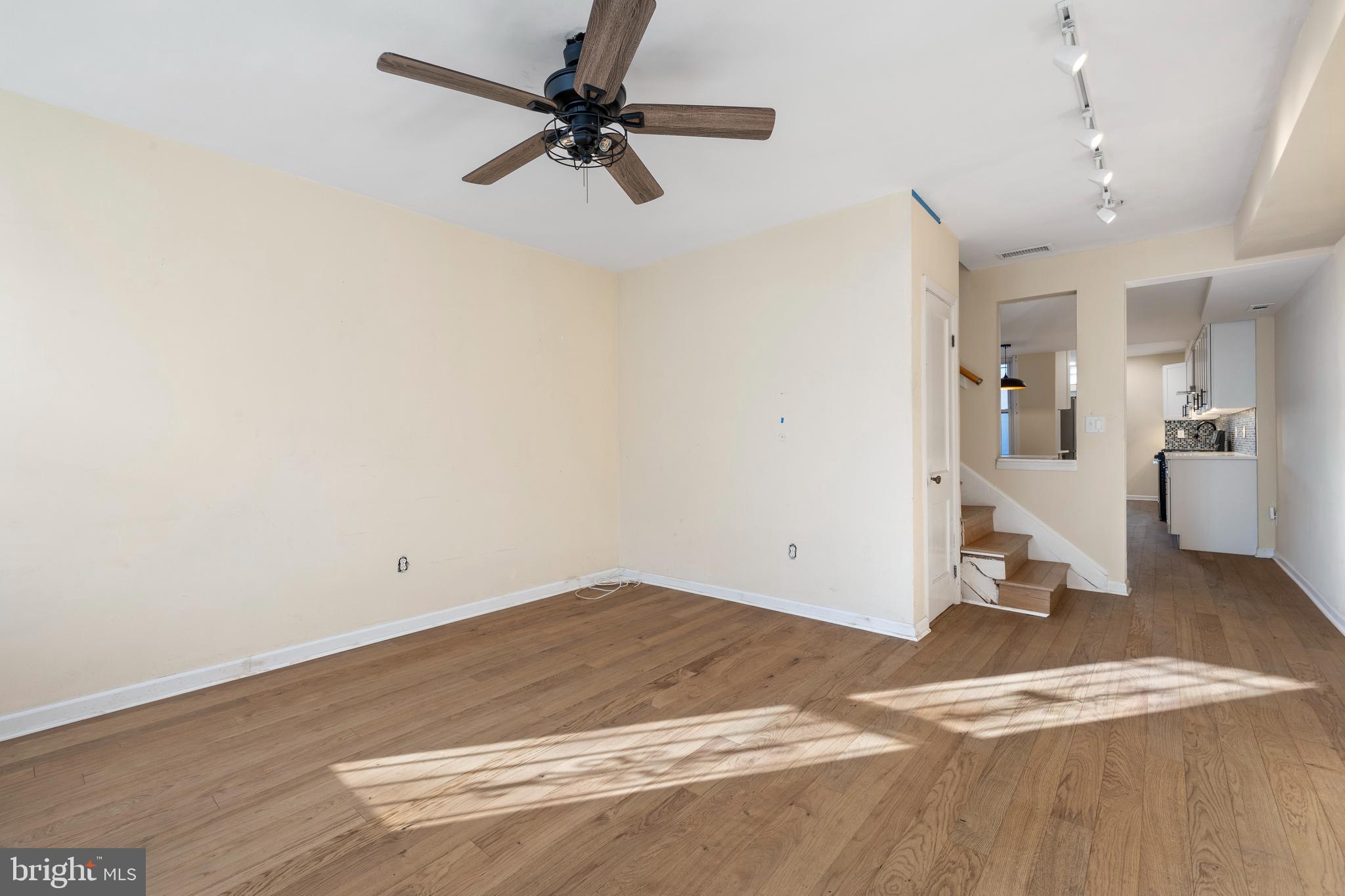 425 1/2 Ridge Street Northwest Washington, DC 20001 - Photo 6 of 31