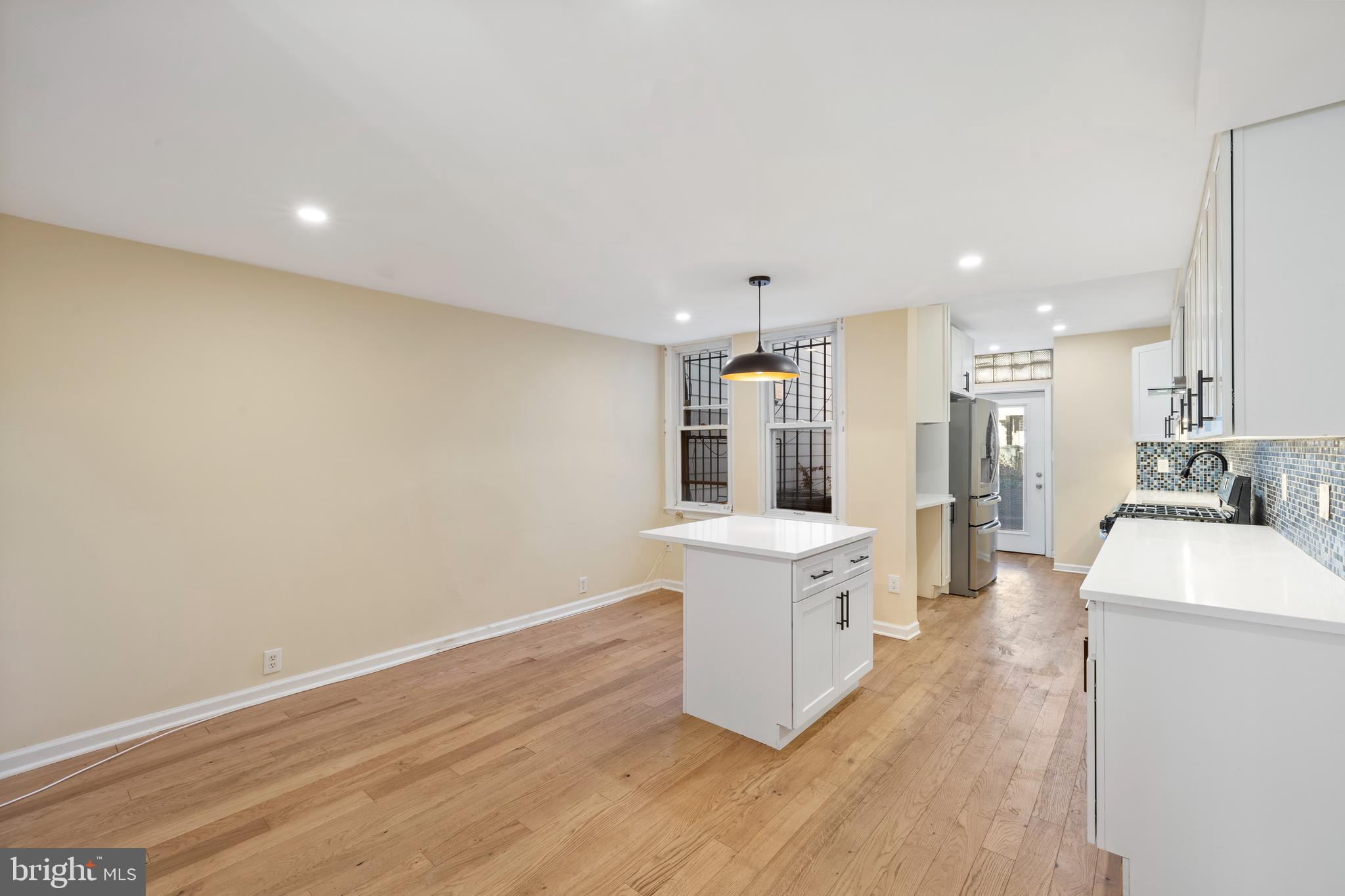425 1/2 Ridge Street Northwest Washington, DC 20001 - Photo 10 of 31
