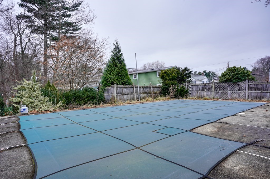 60 Macon Road Burlington, MA 01803 - Photo 3 of 23 Gallery Image 3