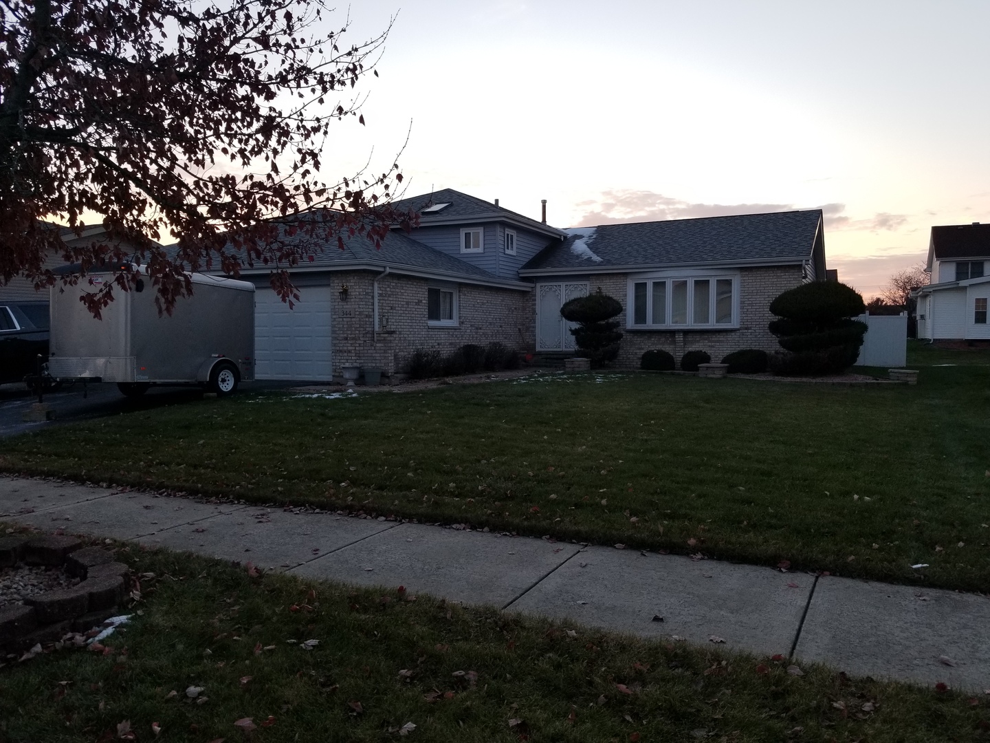 344 Danielle Road Matteson, IL 60443 - Photo 1 of 2 a view of a yard in front of a house