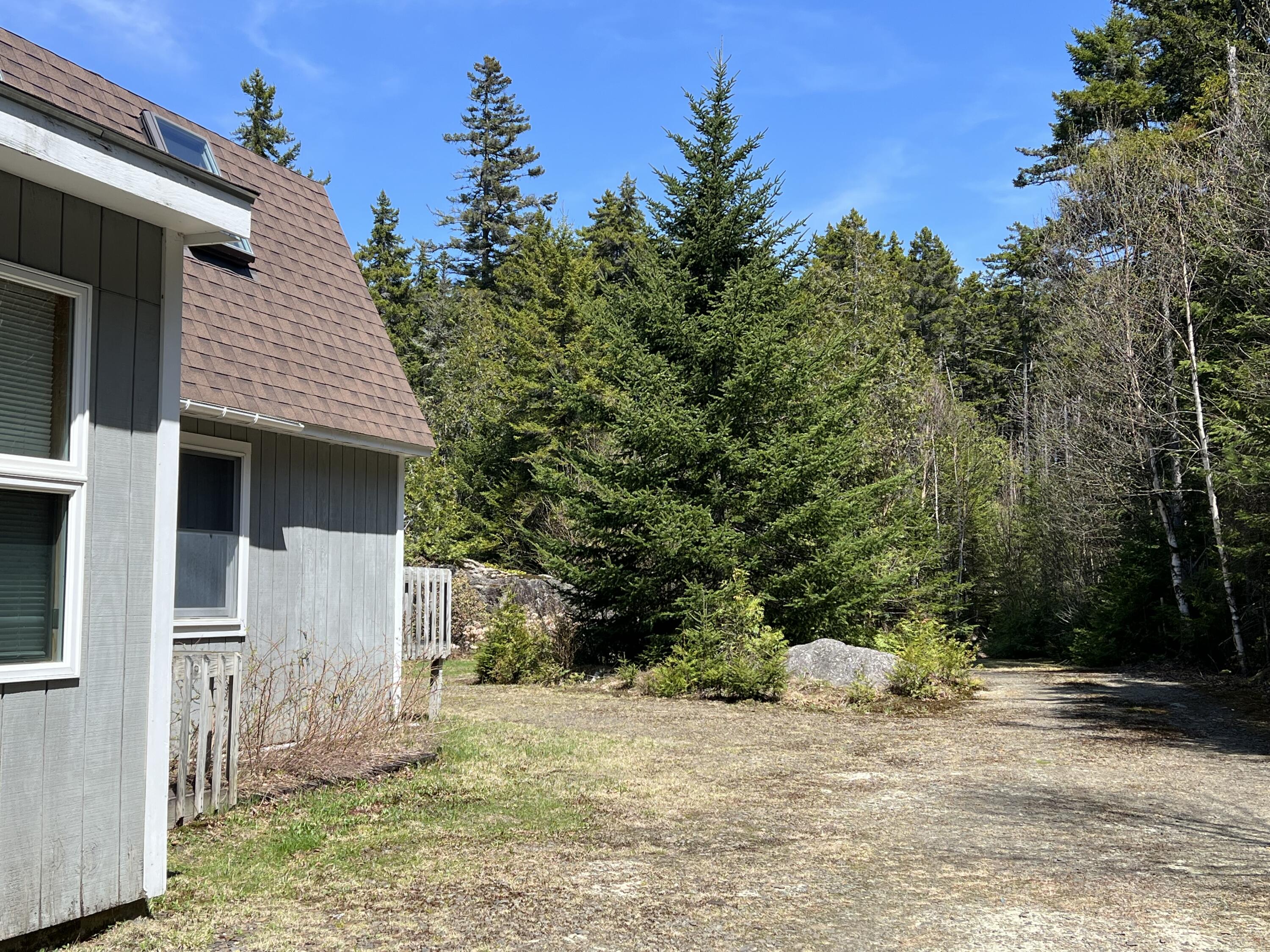 640 Bald Mountain Road Oquossoc, ME 04964 - Photo 9 of 27 IMG_7120