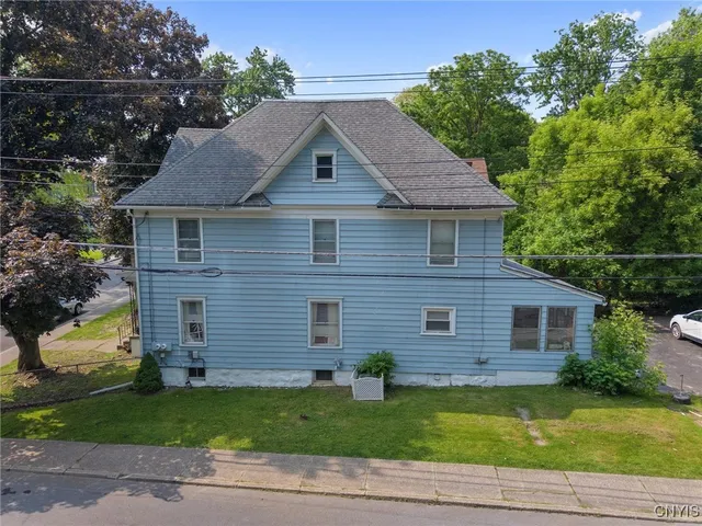 $215,000 | 114-116 Ross Place, Auburn, NY 13021