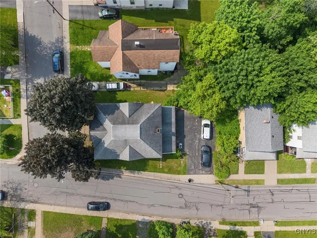 $215,000 | 114-116 Ross Place, Auburn, NY 13021