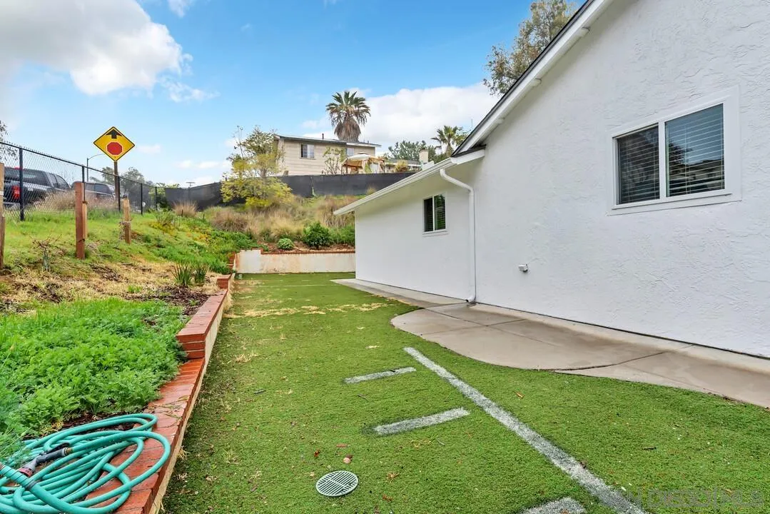 633 Sancado Terrace Fallbrook, CA 92028 - Photo 22 of 30 Gallery Image 22