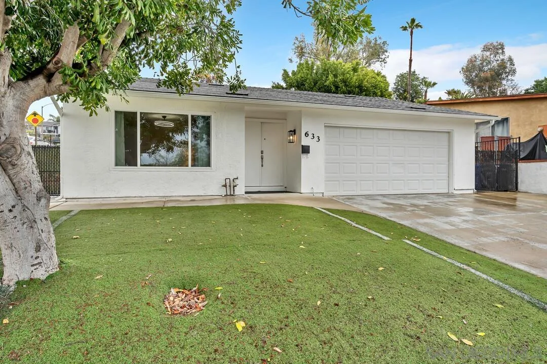 633 Sancado Terrace Fallbrook, CA 92028 - Photo 3 of 30 Gallery Image 3