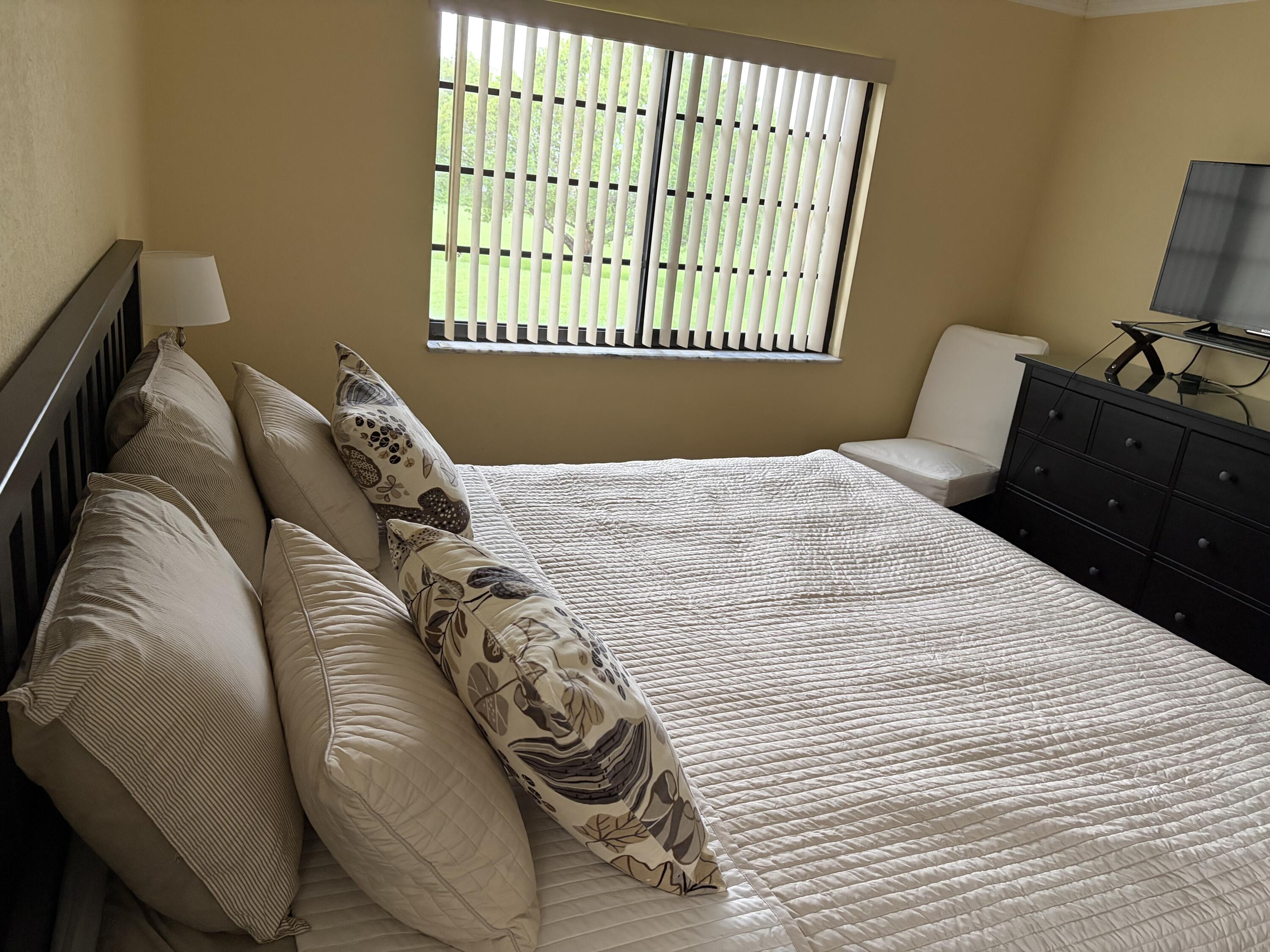9273 Southwest 8th Street, Unit 201 Boca Raton, FL 33428 - Photo 6 of 14 IMG_9340