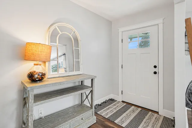 $364,900 | 1187 Yorkshire Drive, Norton Shores, MI 49441