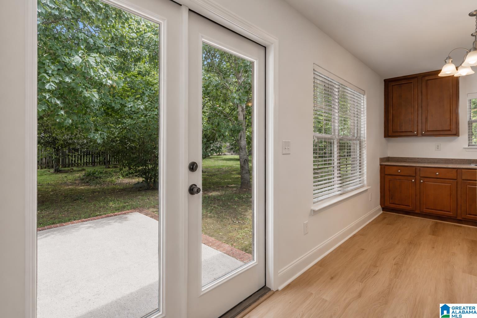 357 Tanglewood Circle Alabaster, AL 35007 - Photo 13 of 28