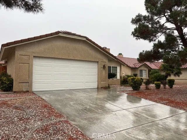 $2,295 | 16928 Winona Street, Victorville, CA 92395