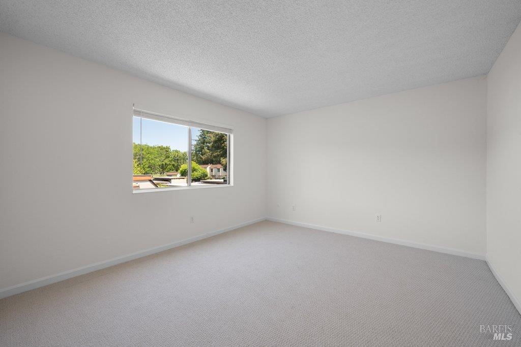 1737 Las Raposas Court Santa Rosa, CA 95409 - Photo 18 of 41
