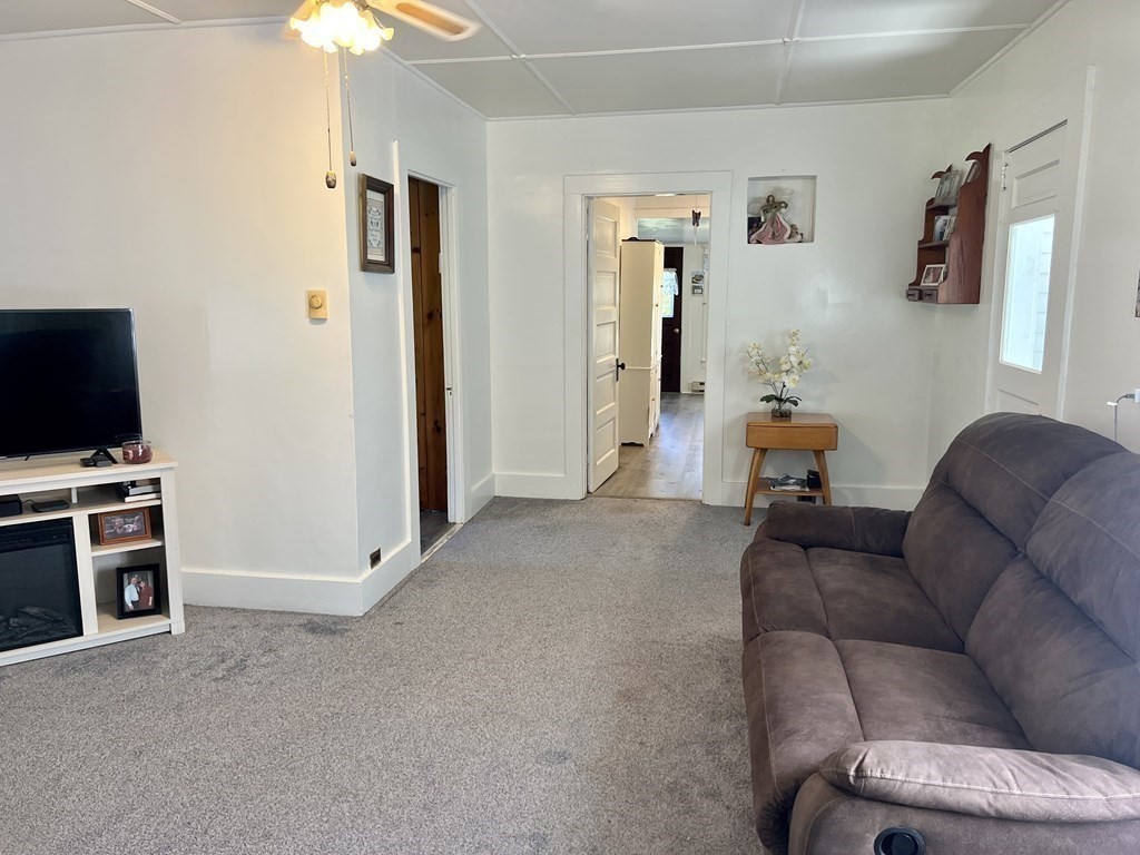 33 Lower Farms Road Northfield, MA 01360 - Photo 4 of 22 Gallery Image 4