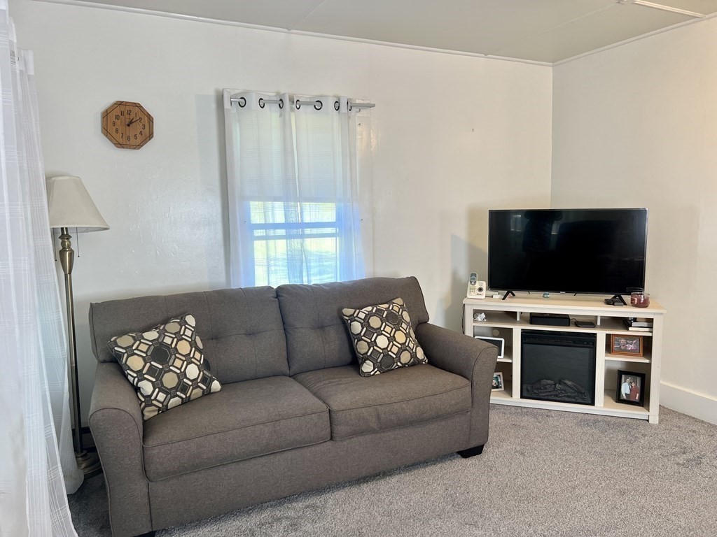 33 Lower Farms Road Northfield, MA 01360 - Photo 5 of 22 Gallery Image 5