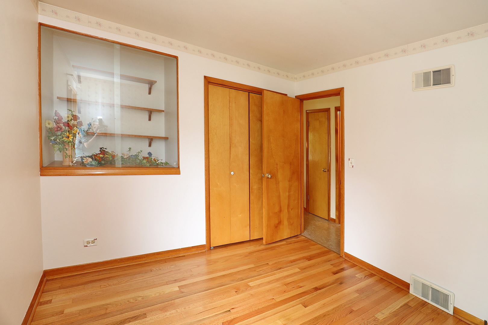 28W650 High Lake Road West Chicago, IL 60185 - Photo 30 of 53 Gallery Image 30