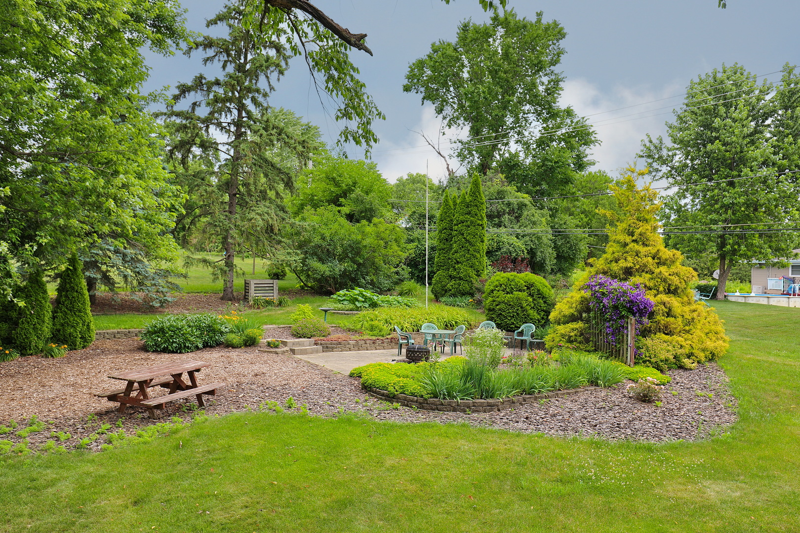 28W650 High Lake Road West Chicago, IL 60185 - Photo 45 of 53 Gallery Image 45