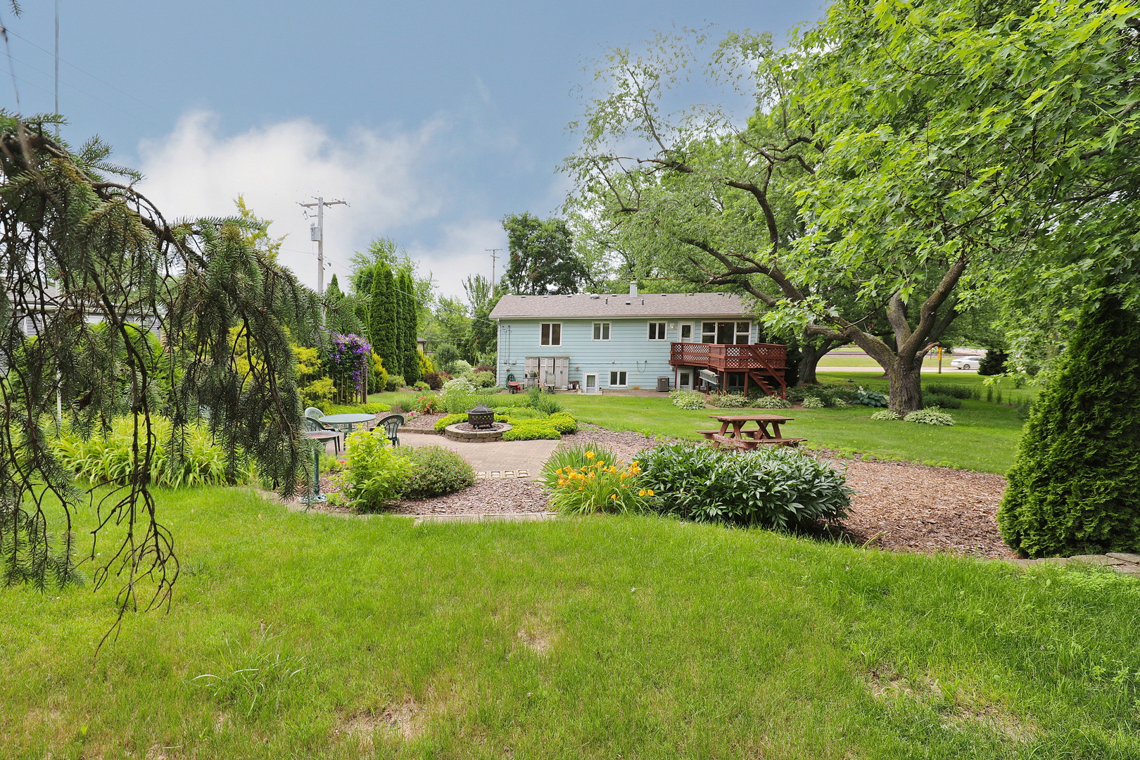 28W650 High Lake Road West Chicago, IL 60185 - Photo 49 of 53 Gallery Image 49