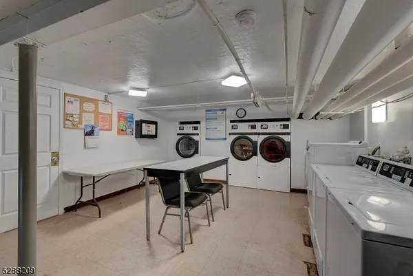 $1,850 | 349 Bloomfield Avenue, Unit 60, Verona, NJ 07044