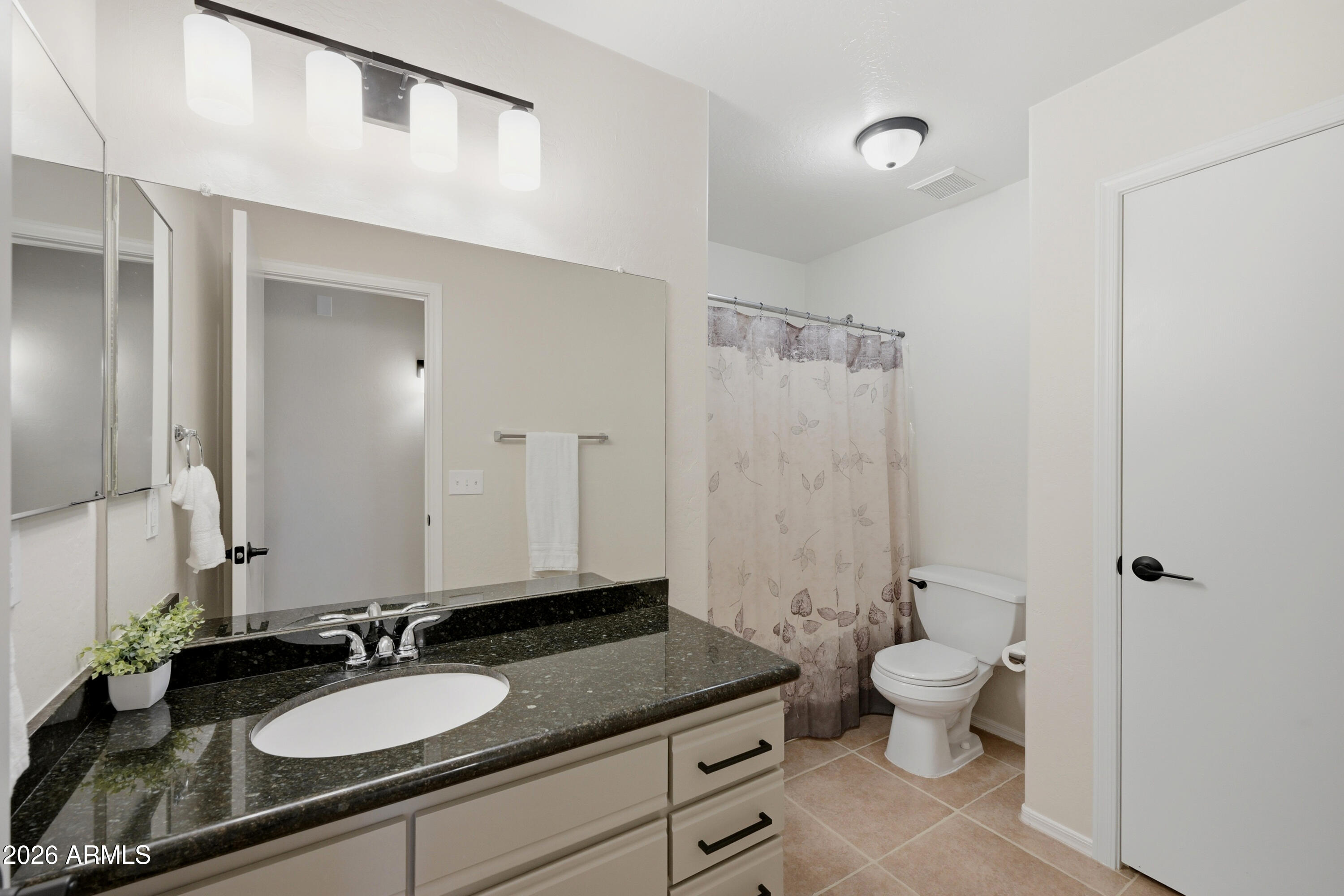 13392 West Redfield Road Surprise, AZ 85379 - Photo 18 of 35 redfield_023