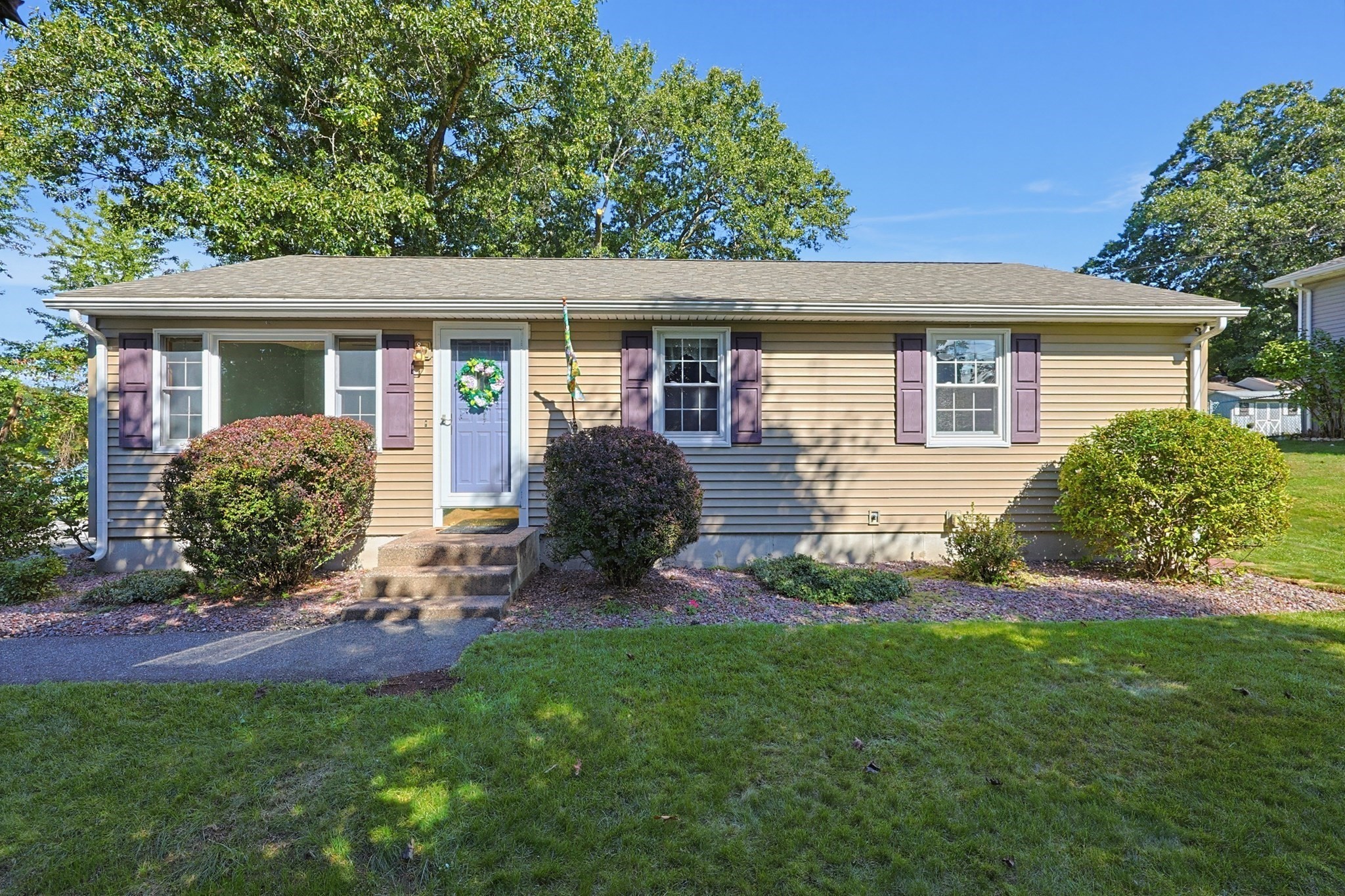 36 Butler Street Ludlow, MA 01056 - Photo 1 of 41 Gallery Image 1