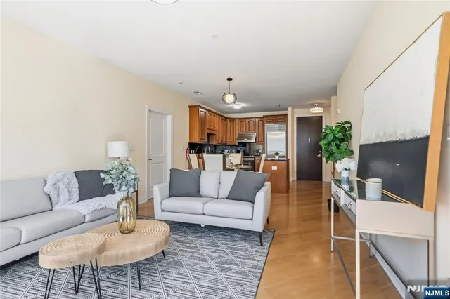 $835,000 | 20 Ave At Port Imperial, Unit 310, West New York, NJ 07093