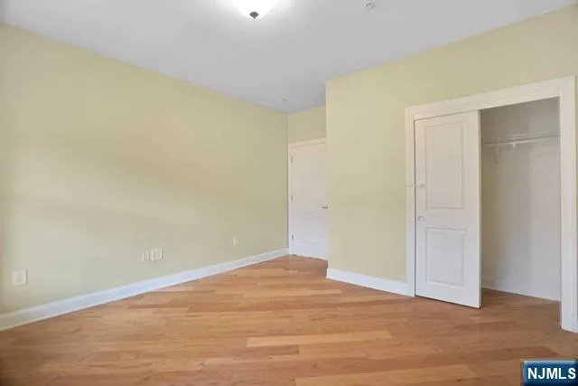 $835,000 | 20 Ave At Port Imperial, Unit 310, West New York, NJ 07093