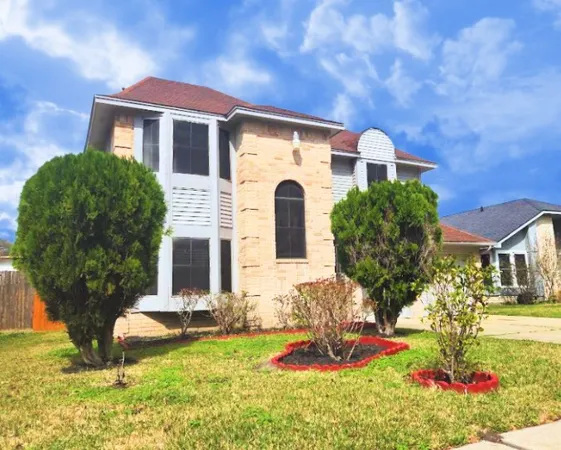 $2,400 | 10919 Pigeonwood Drive, Houston, TX 77089