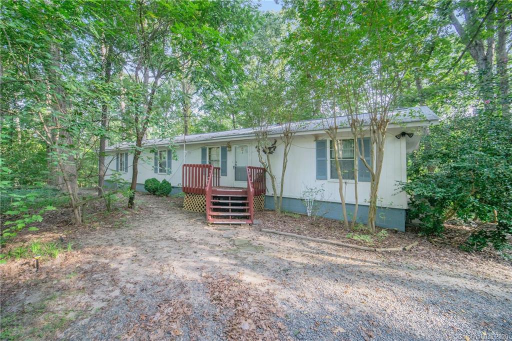 1833 Hart Road Charlotte, NC 28214 - Photo 3 of 10 Gallery Image 3