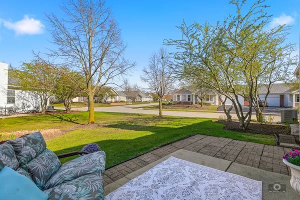 $319,000 | 21450 Lake St Clair Drive, Crest Hill, IL 60403
