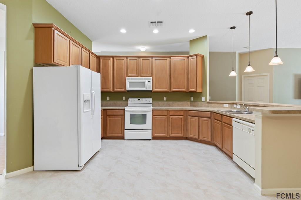 18 Rale Place Palm Coast, FL 32164 - Photo 12 of 37 Gallery Image 12