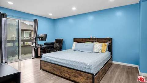 $489,900 | 13567 Valerio Street, Unit C, Van Nuys, CA 91405