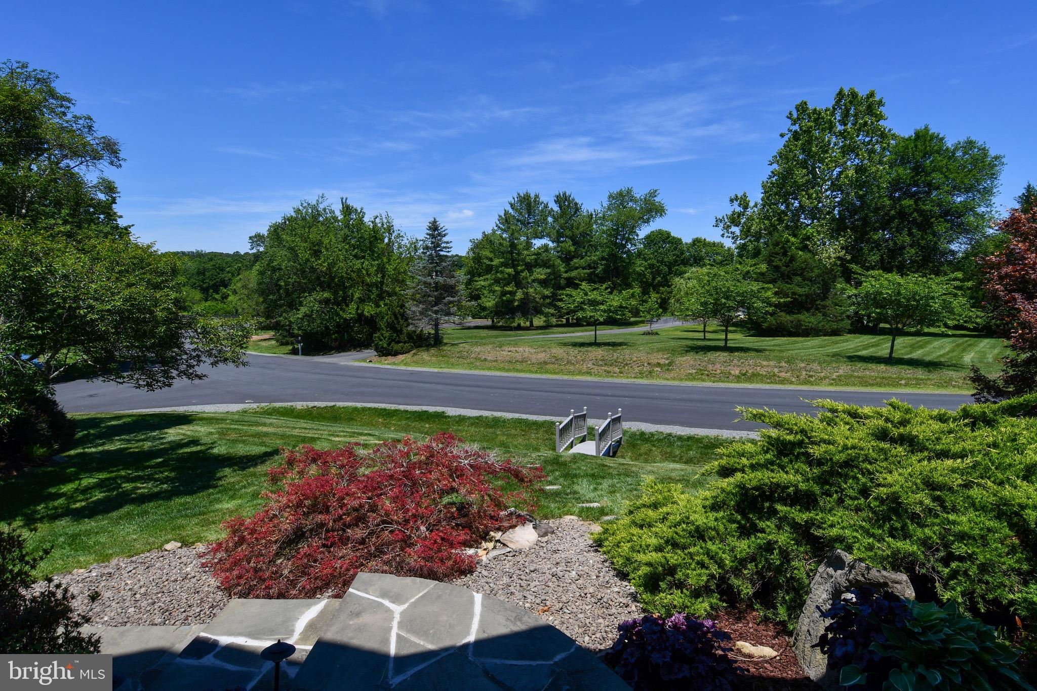 11061 Tottenham Lane Reston, VA 20194 - Photo 7 of 89