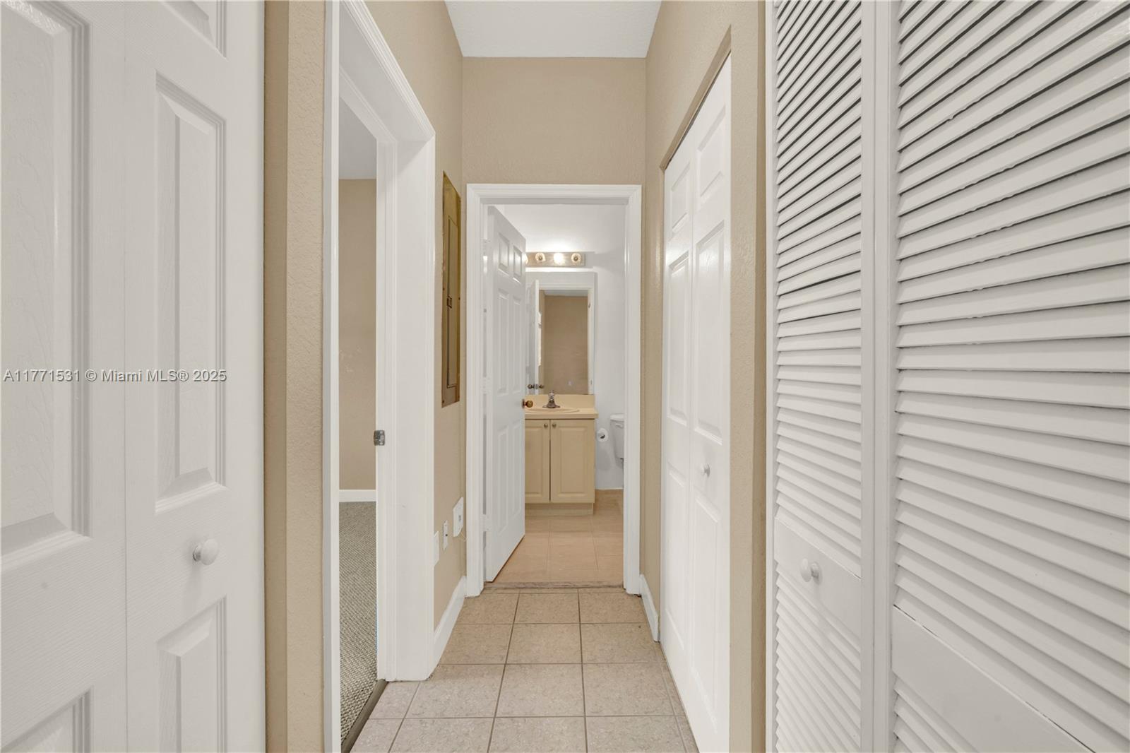 373 Northeast 25th Place, Unit 202 Homestead, FL 33033 - Photo 12 of 58