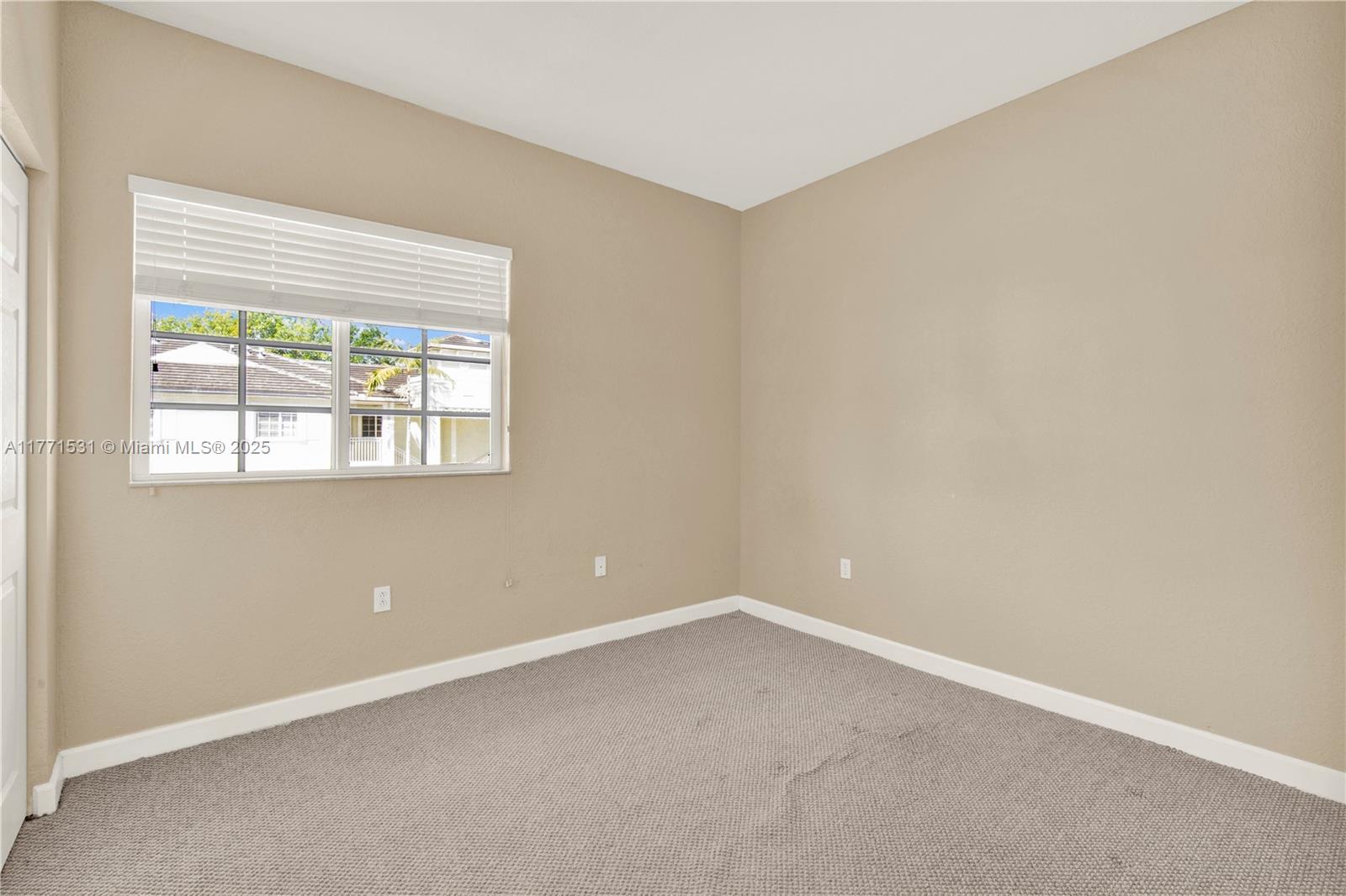373 Northeast 25th Place, Unit 202 Homestead, FL 33033 - Photo 14 of 58