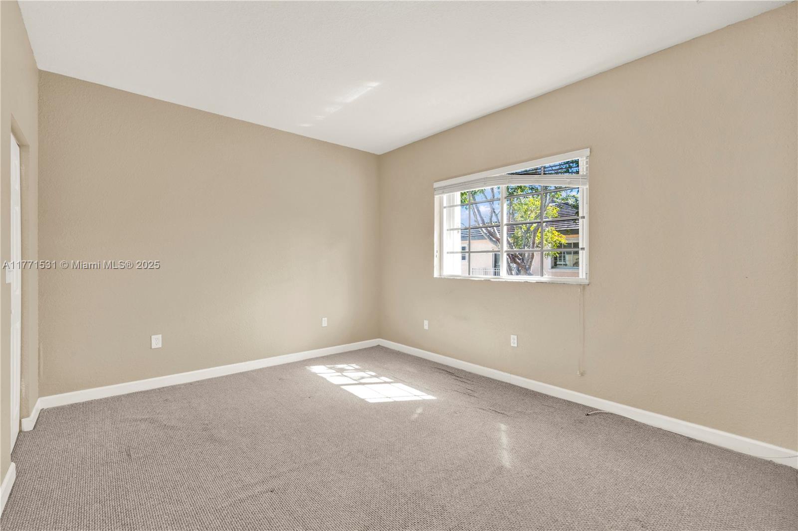 373 Northeast 25th Place, Unit 202 Homestead, FL 33033 - Photo 16 of 58