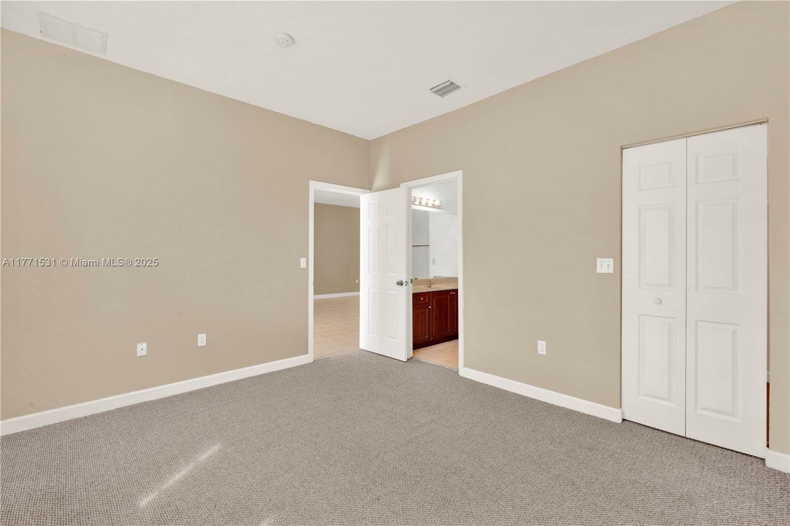 373 Northeast 25th Place, Unit 202 Homestead, FL 33033 - Photo 17 of 58