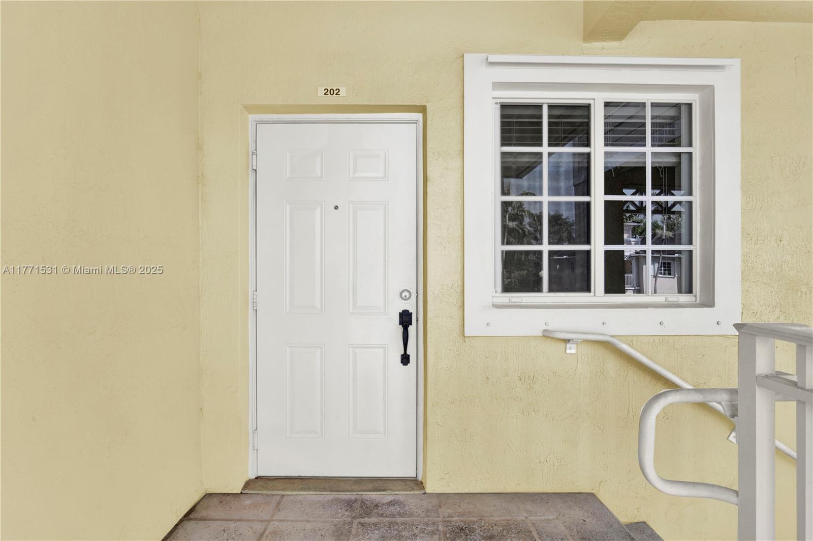 373 Northeast 25th Place, Unit 202 Homestead, FL 33033 - Photo 2 of 58