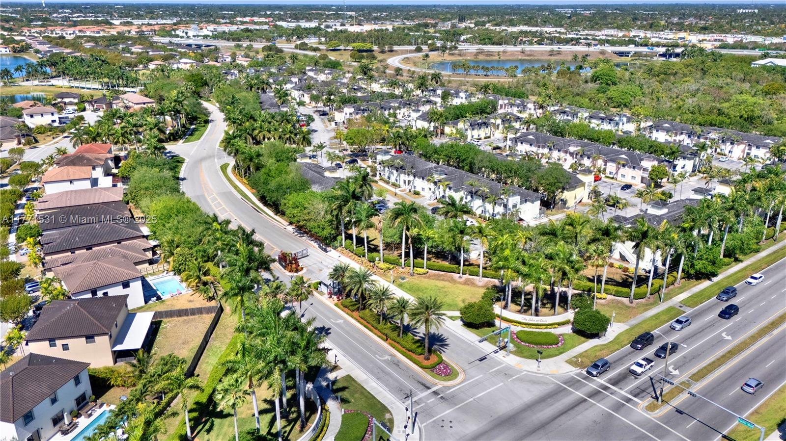 373 Northeast 25th Place, Unit 202 Homestead, FL 33033 - Photo 22 of 58