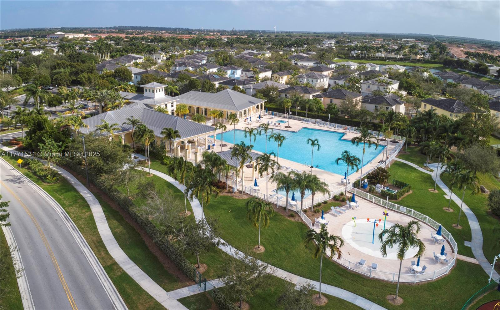373 Northeast 25th Place, Unit 202 Homestead, FL 33033 - Photo 43 of 58
