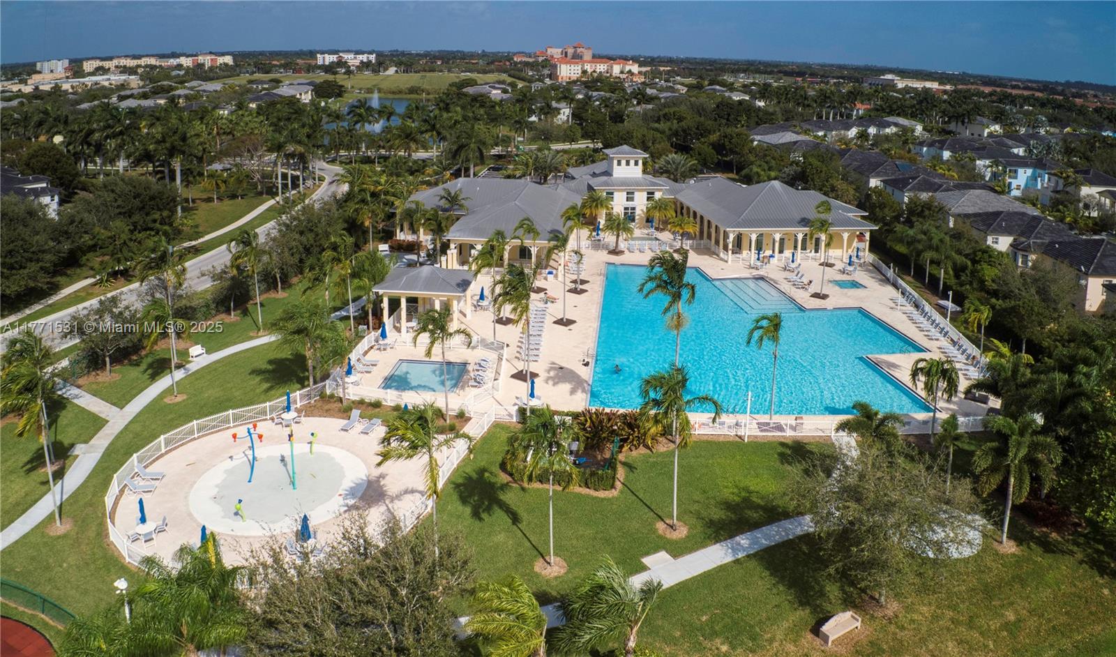 373 Northeast 25th Place, Unit 202 Homestead, FL 33033 - Photo 44 of 58
